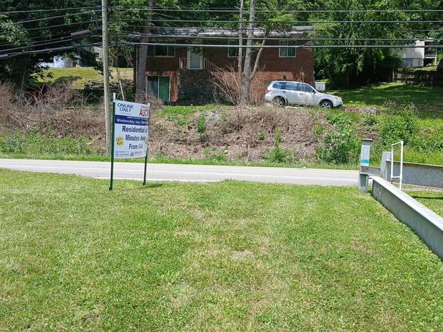 Image for Residential Lot in Charleston Selling to the Highest Bidder