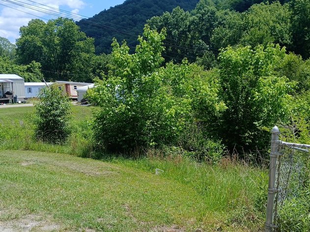 Image for Residential Lot in Charleston Selling to the Highest Bidder