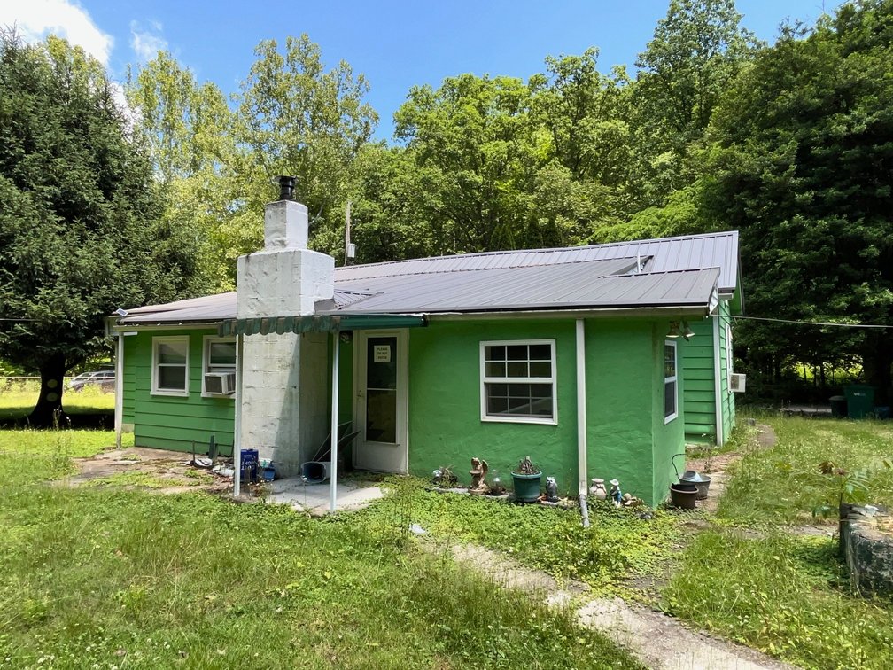 Image for 3 Bedroom on 1.72 Acres in Kanawha County Selling to the Highest Bidder