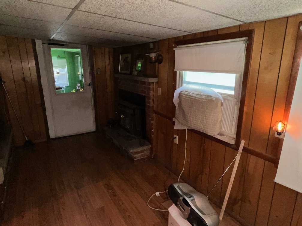 Image for 3 Bedroom on 1.72 Acres in Kanawha County Selling to the Highest Bidder