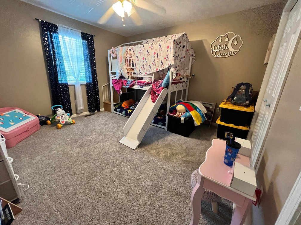 Image for Move-in Ready 3 Bedroom on Half an Acre in Elkview