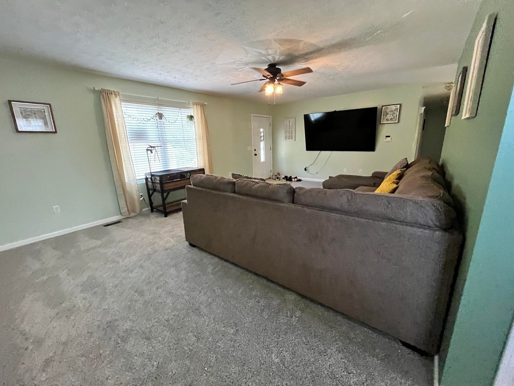 Image for Move-in Ready 3 Bedroom on Half an Acre in Elkview