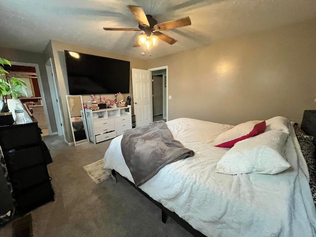 Image for Move-in Ready 3 Bedroom on Half an Acre in Elkview