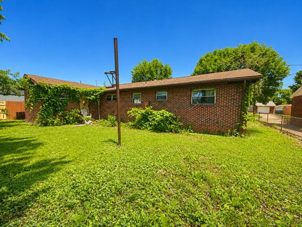 Image for 3 Bedroom Project Home in St. Albans Selling to the Highest Bidder