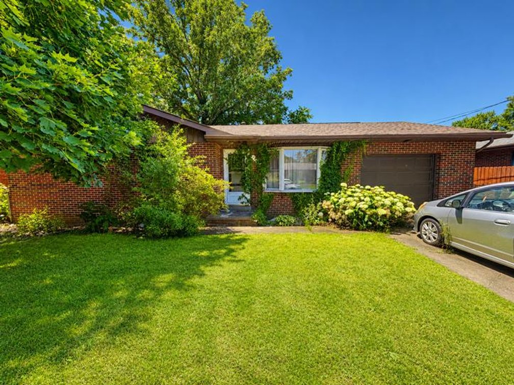 Image for 3 Bedroom Project Home in St. Albans Selling to the Highest Bidder