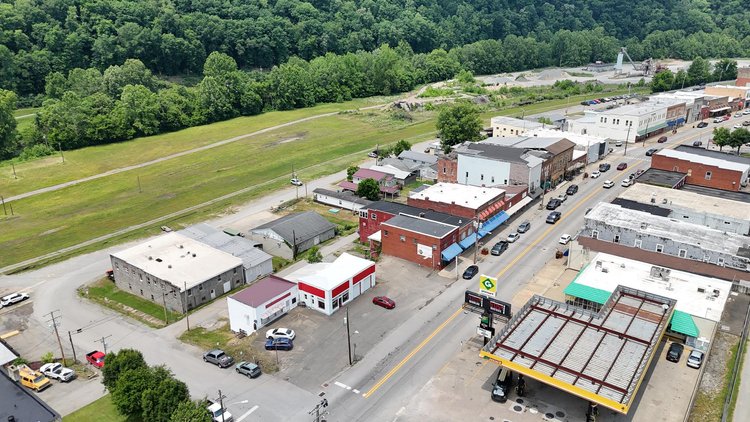 Image for Two Story Commercial Garage with Apartment Along WV-4 in Braxton County