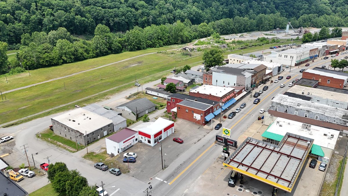 Image for Two Story Commercial Garage with Apartment Along WV-4 in Braxton County