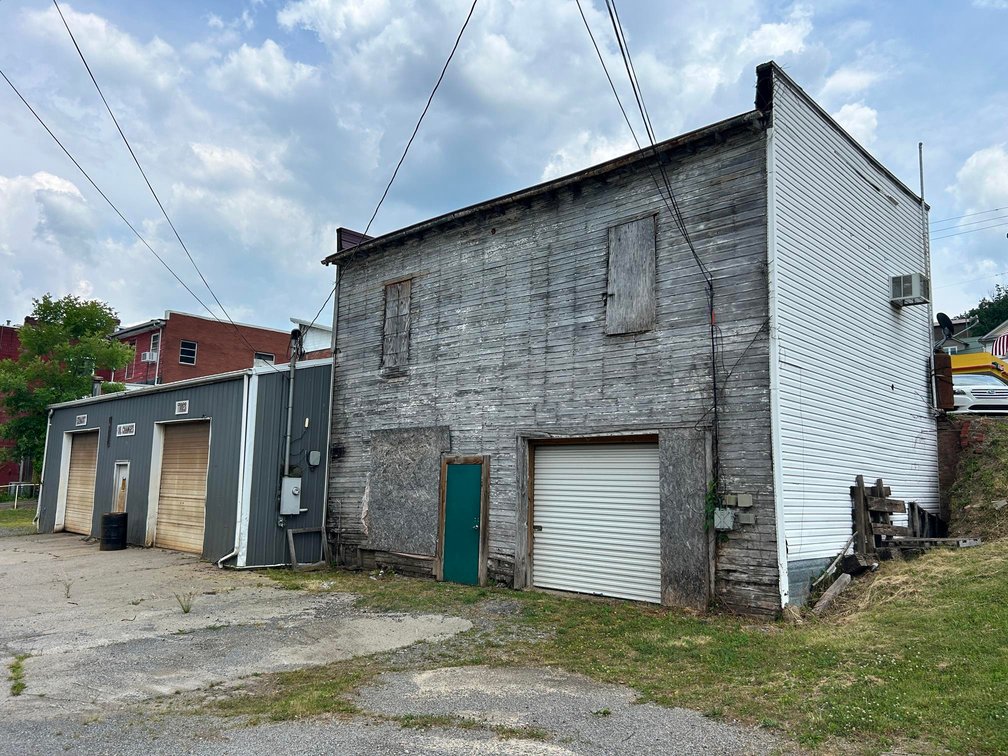 Image for Two Story Commercial Garage with Apartment Along WV-4 in Braxton County