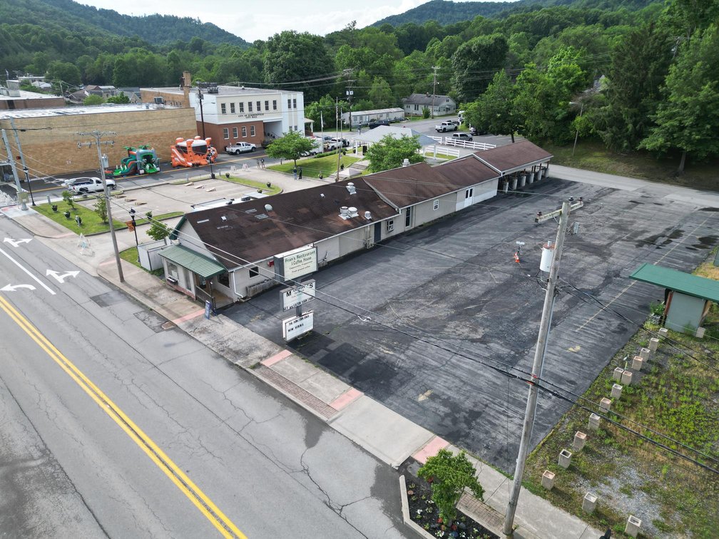 Image for Prime Restaurant Opportunity in the Heart of Summersville