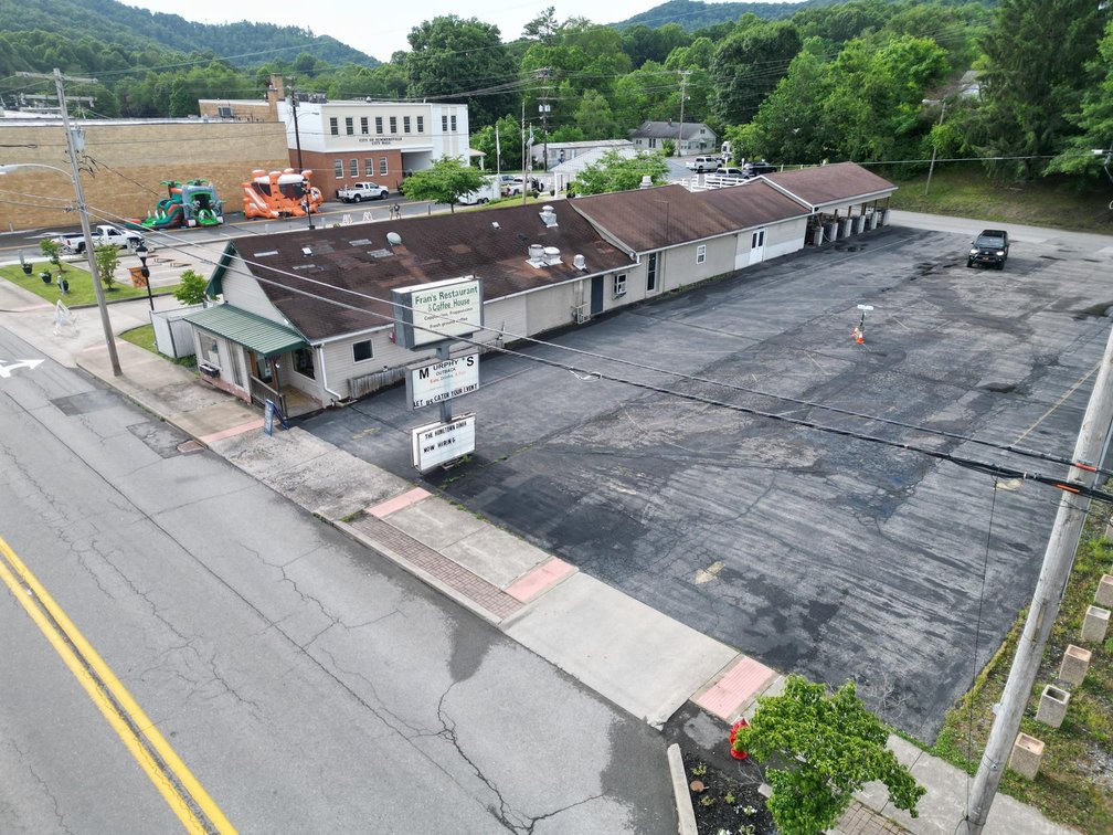 Image for Prime Restaurant Opportunity in the Heart of Summersville