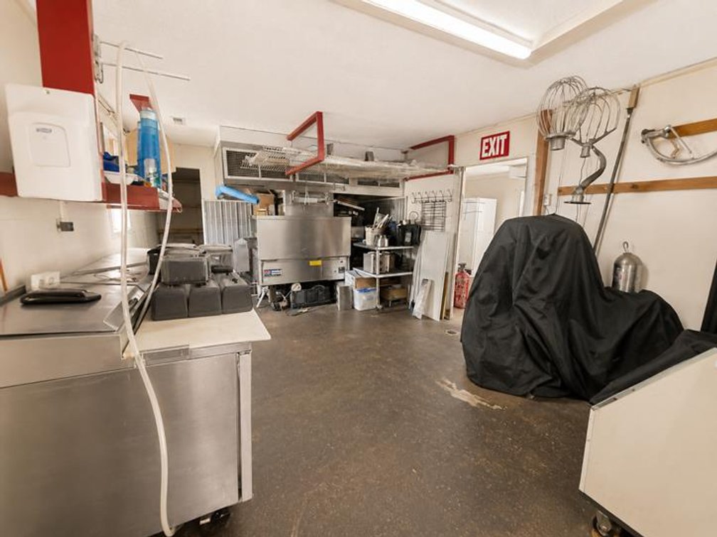 Image for Prime Restaurant Opportunity in the Heart of Summersville