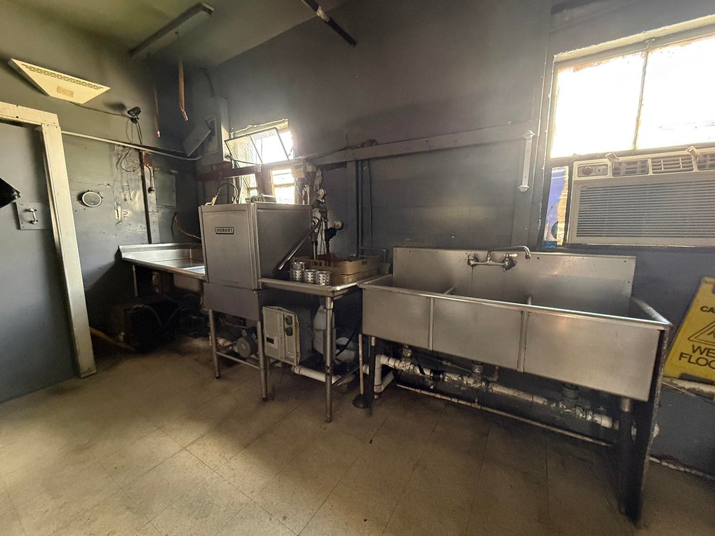Image for Prime Restaurant Opportunity in the Heart of Summersville