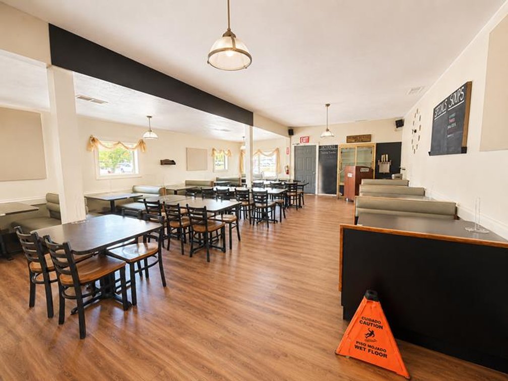 Image for Prime Restaurant Opportunity in the Heart of Summersville