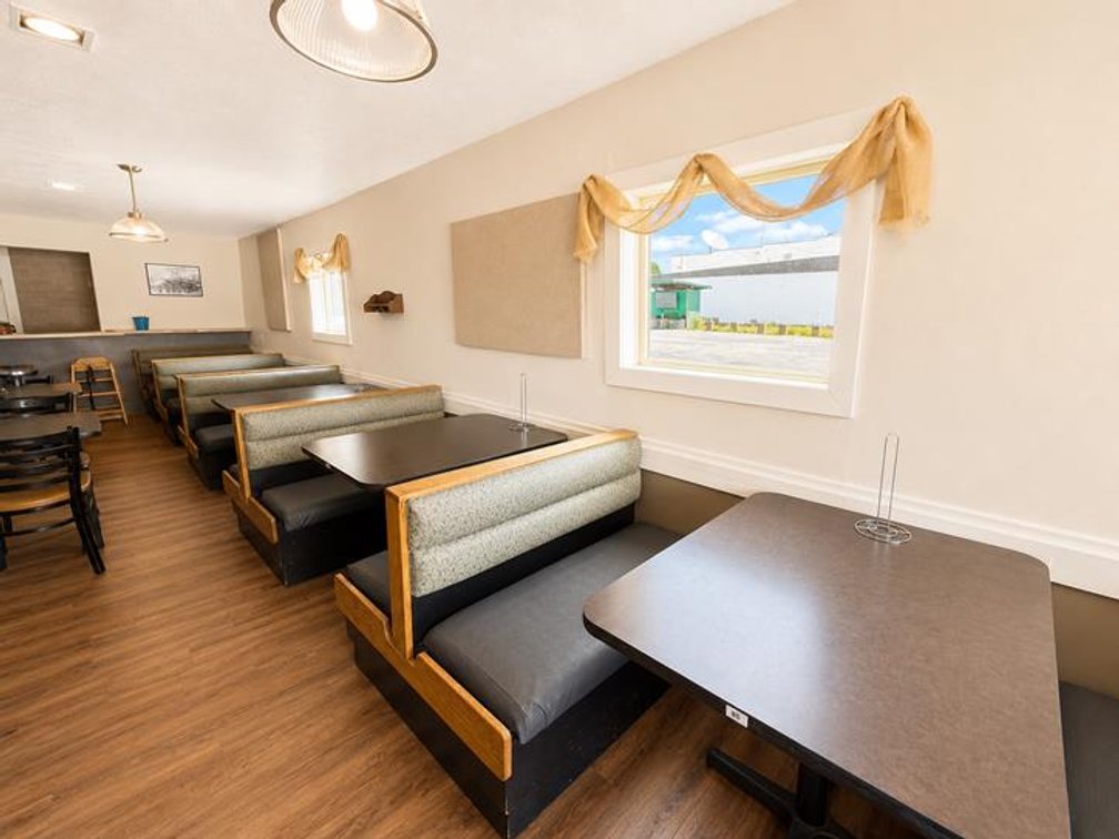 Image for Prime Restaurant Opportunity in the Heart of Summersville