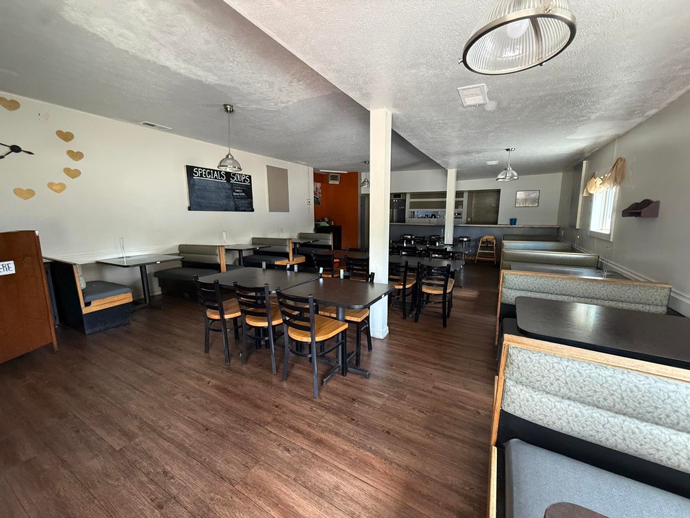 Image for Prime Restaurant Opportunity in the Heart of Summersville
