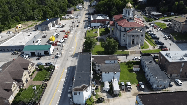 Image for Mixed-Use Building in Growing Boone County Market