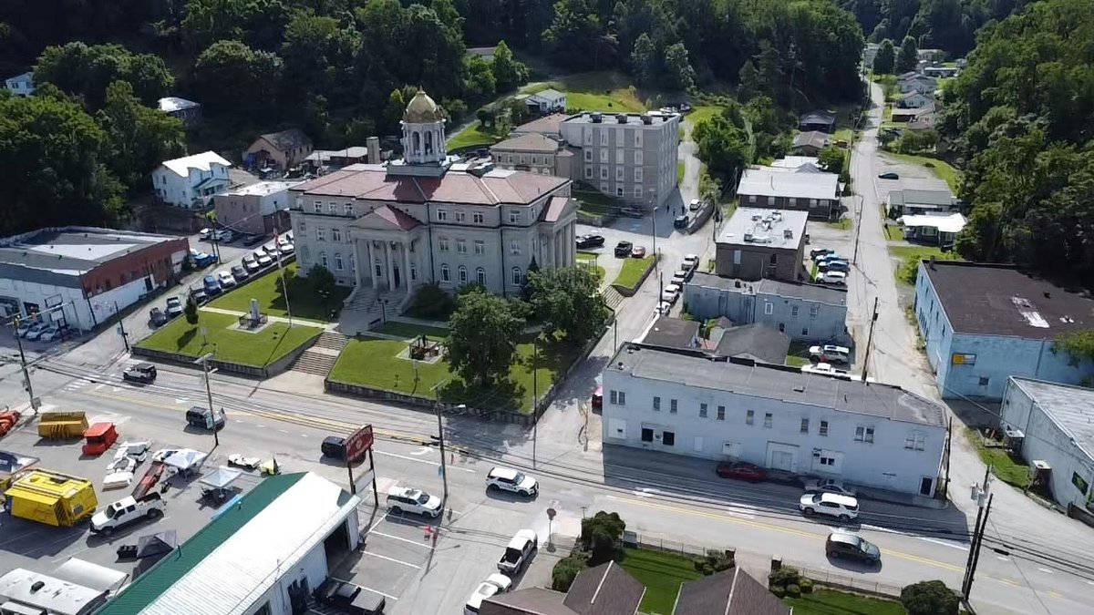 Image for Mixed-Use Building in Growing Boone County Market