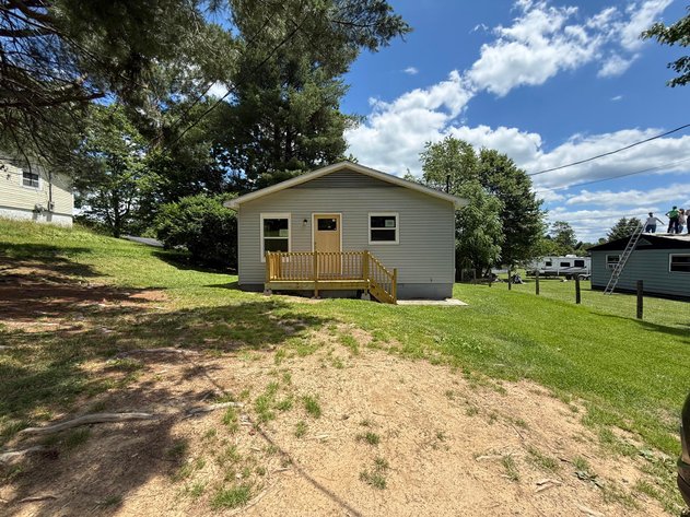 Image for Newly Remodeled 3 Bedroom Home in Nicholas County
