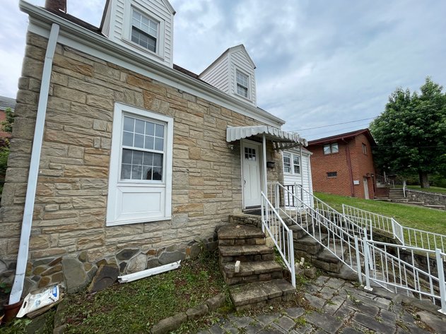 Image for 3 Bedroom with a Full Basement in Charleston