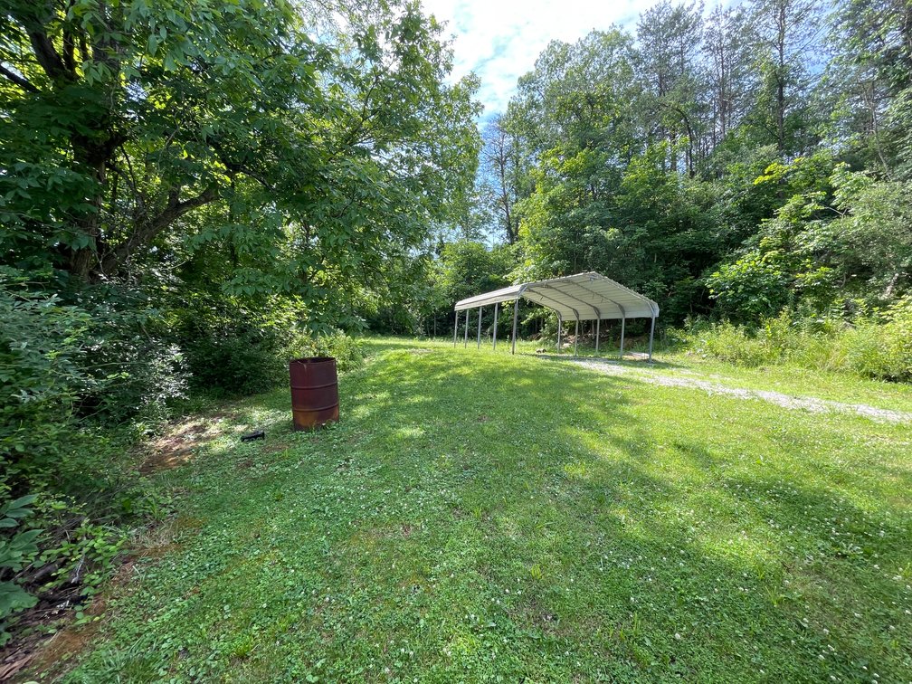 Image for 2 Bedroom Raised Ranch on Nearly an Acre in Cross Lanes