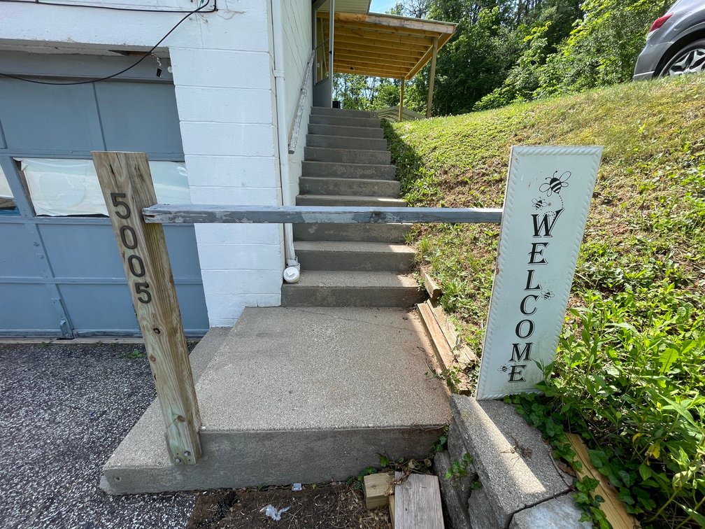 Image for 2 Bedroom Raised Ranch on Nearly an Acre in Cross Lanes