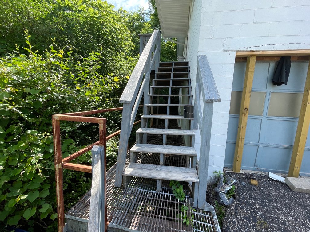 Image for 2 Bedroom Raised Ranch on Nearly an Acre in Cross Lanes