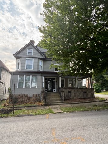Image for Historic 6 Bedroom Victorian in Uniontown