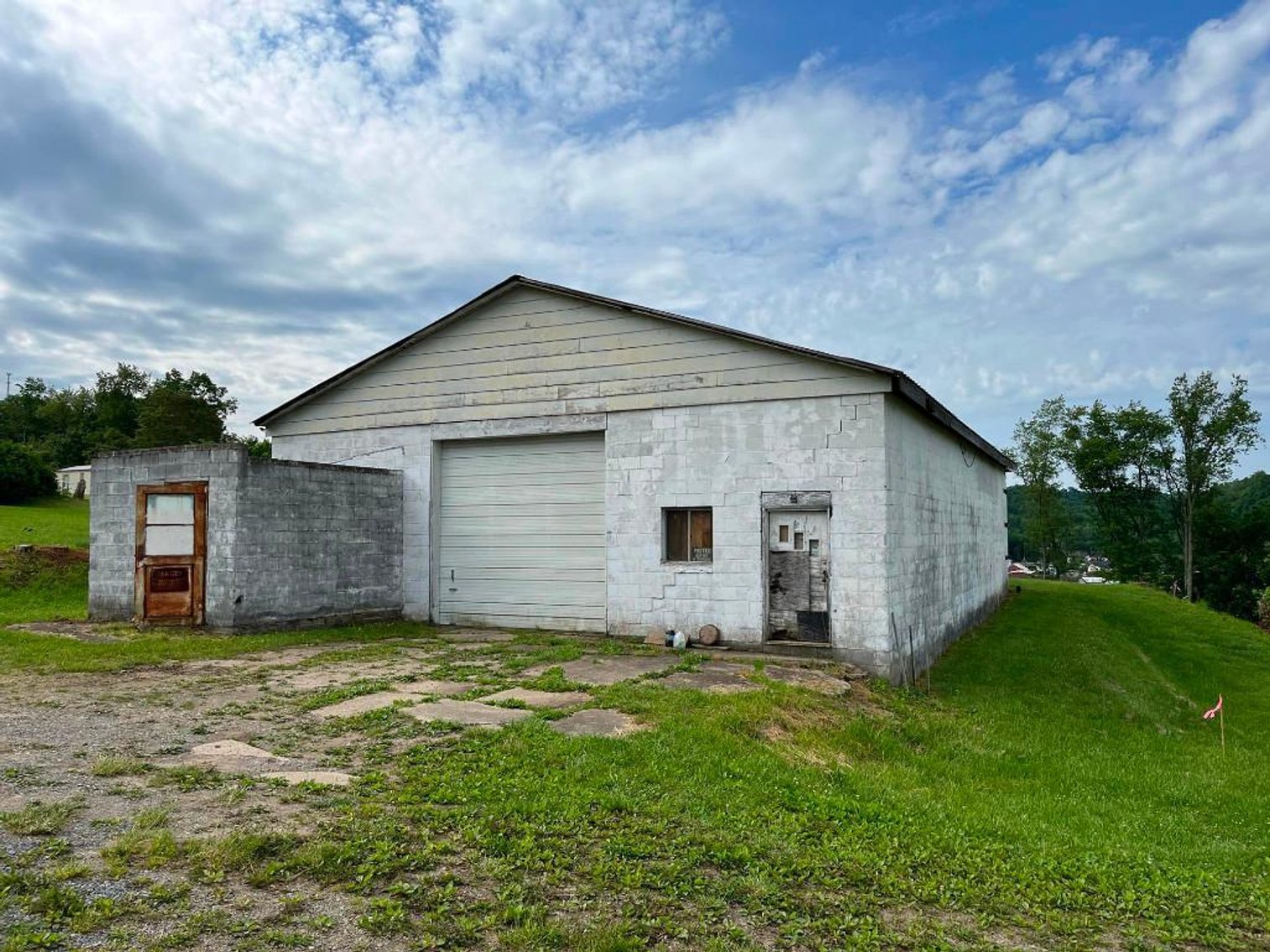 Image for SOLD $77,000 - 2,400 sqft. Block Building on 1 Acre in Stonewood