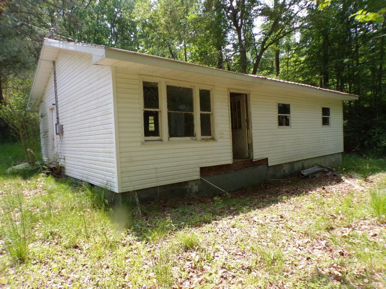 Image for SOLD - 11 Kanawha Co. Properties Selling to the Highest Bidders