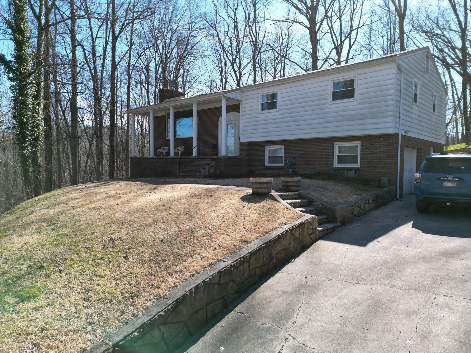 Image for SOLD $165,000 - Move-in Ready Brick 3 Bedroom in Elkview