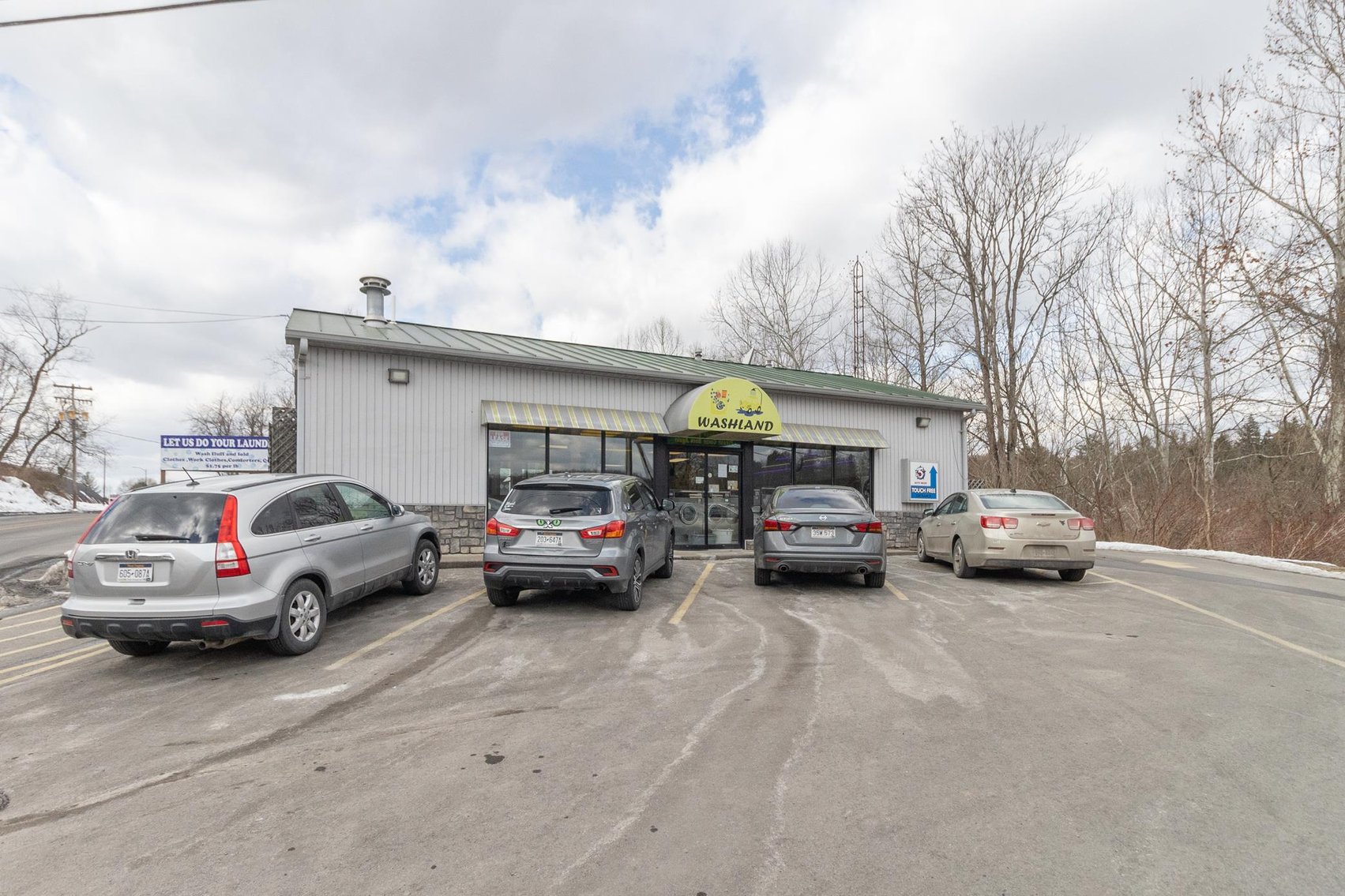 Image for SOLD $275,000 - Washland Laundromat Along WV-250