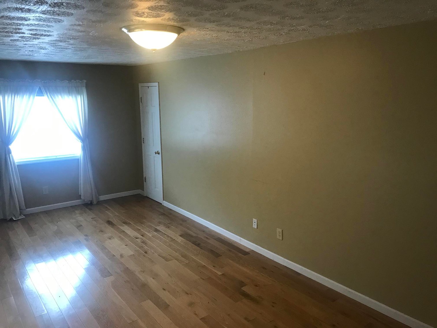 Image for SOLD - 5 Bedroom Home in Williamson