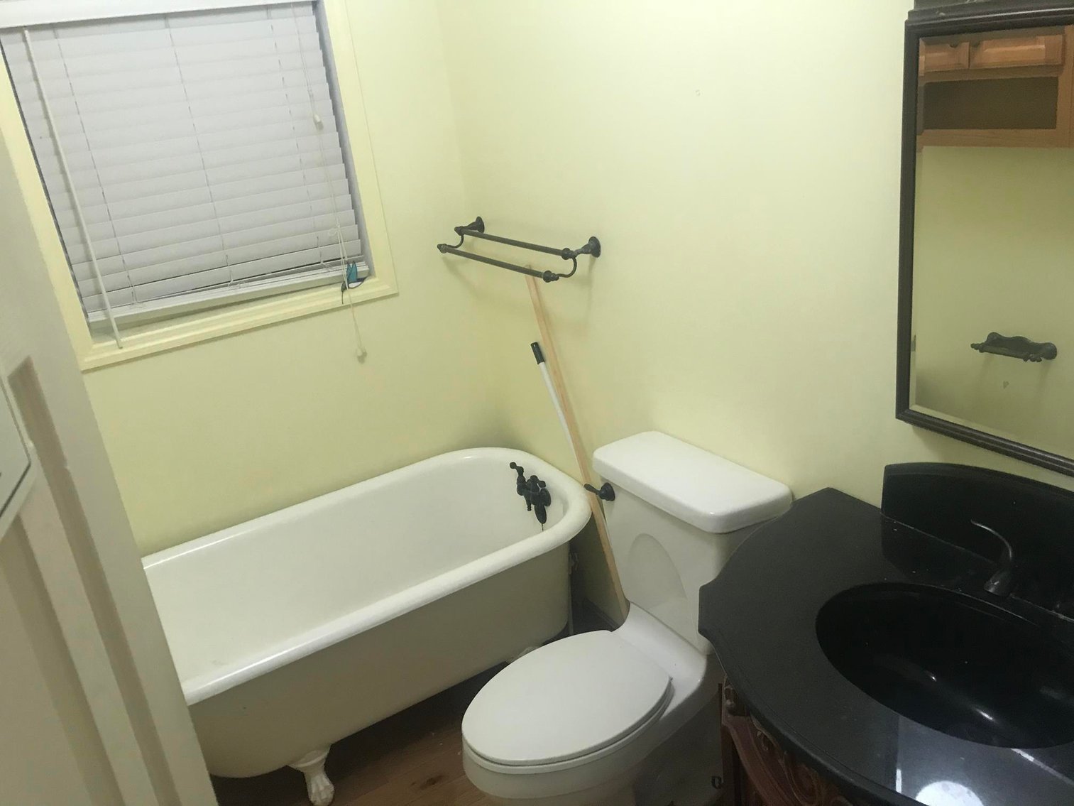 Image for SOLD - 5 Bedroom Home in Williamson