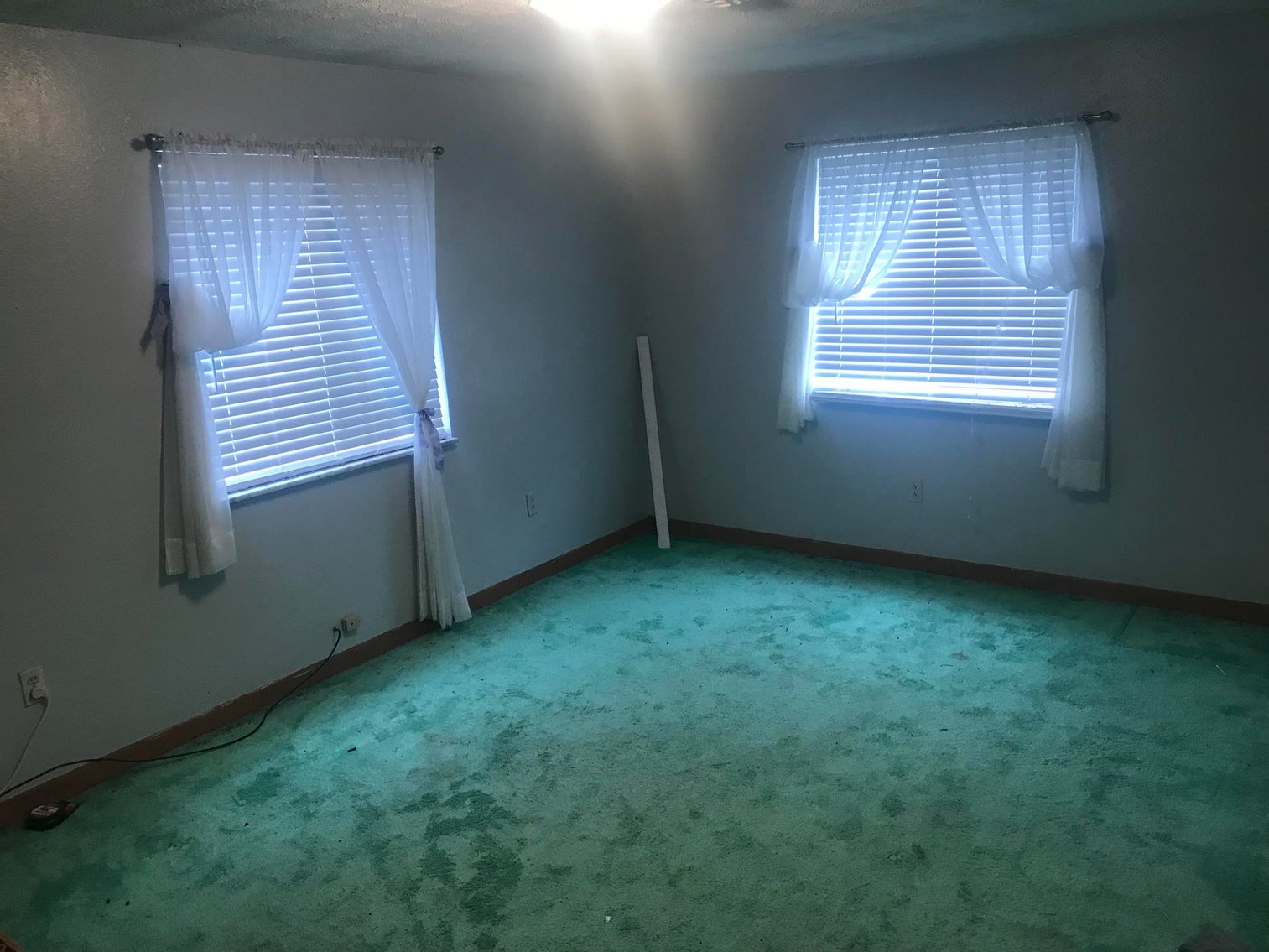 Image for SOLD - 5 Bedroom Home in Williamson