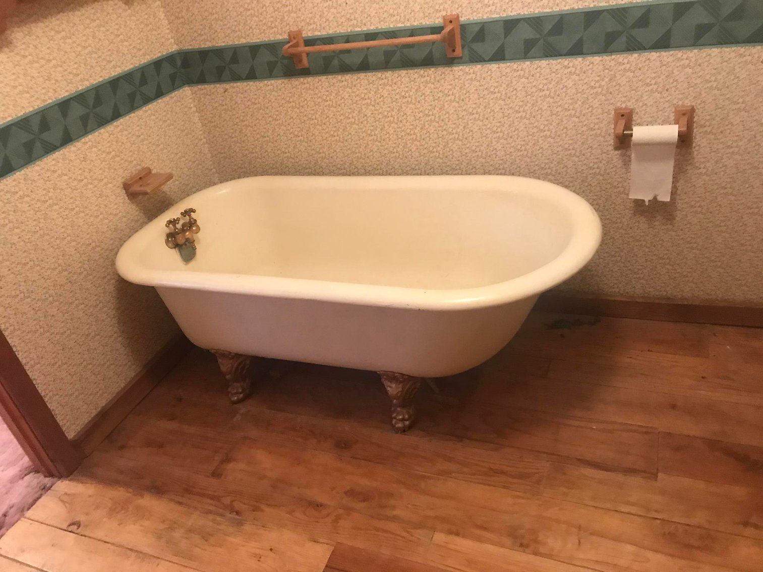 Image for SOLD - 5 Bedroom Home in Williamson