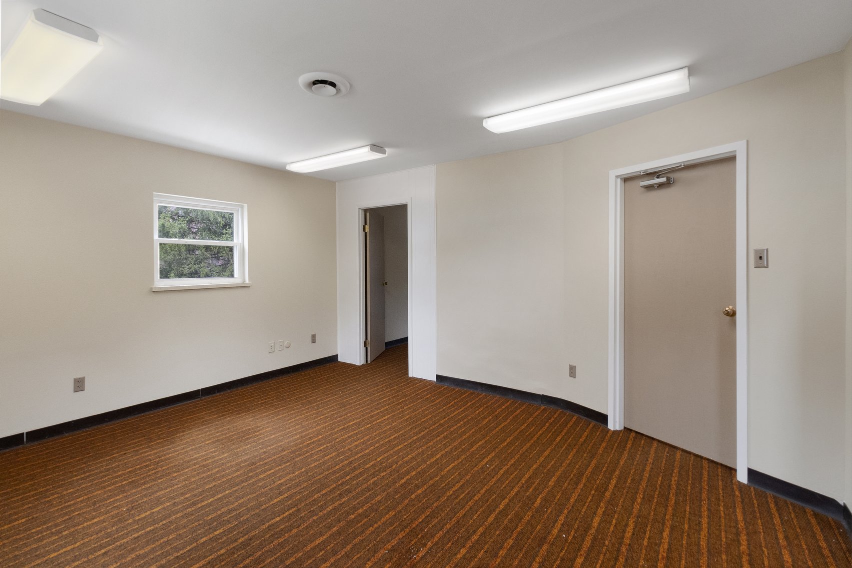 Image for SOLD $236,500 - Mixed-Use Building on Over 1 Acre in Pittsburgh