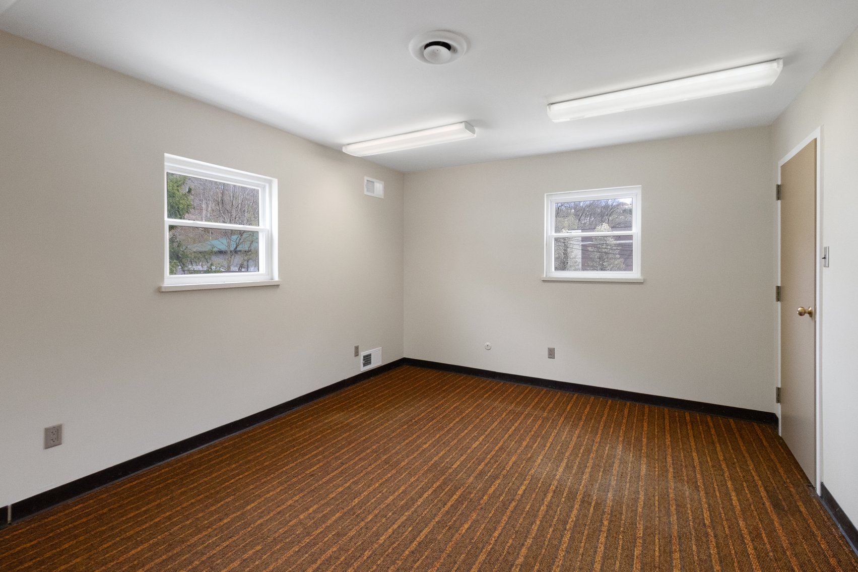 Image for SOLD $236,500 - Mixed-Use Building on Over 1 Acre in Pittsburgh
