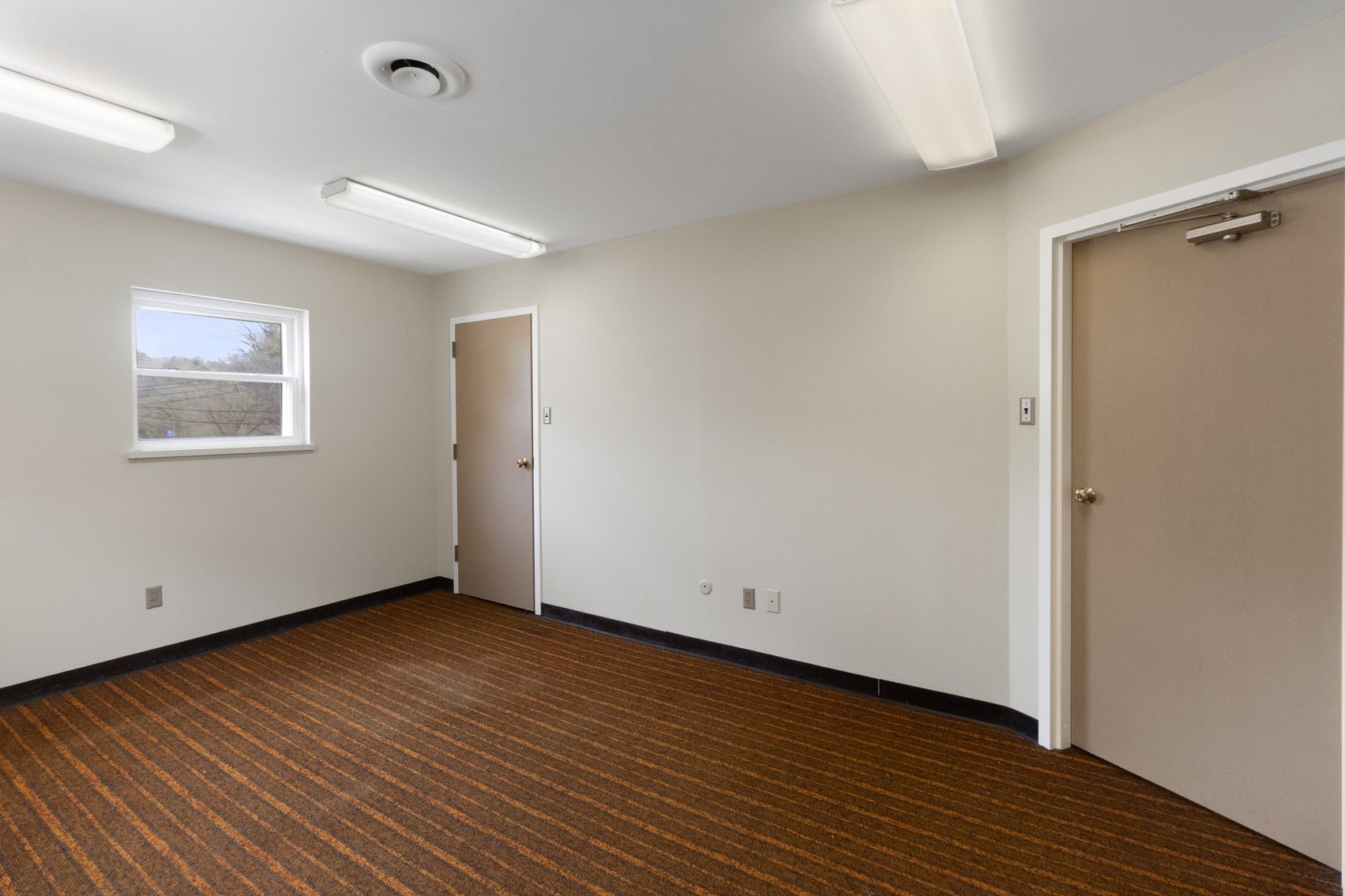 Image for SOLD $236,500 - Mixed-Use Building on Over 1 Acre in Pittsburgh