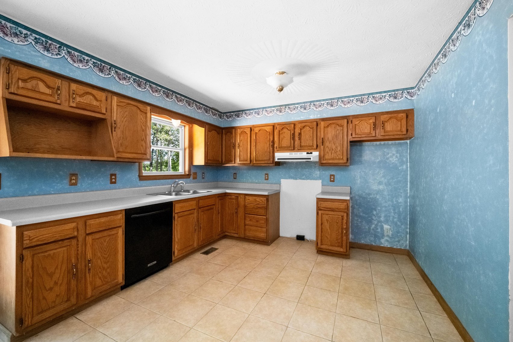 Image for SOLD $69,300 - 4 Bedroom on 1.7 Acres in Clendenin Selling to the Highest Bidder