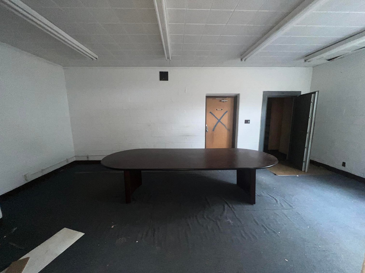 Image for SOLD $182,600 - Nearly 94,000 sqft. Commercial Building in Nitro