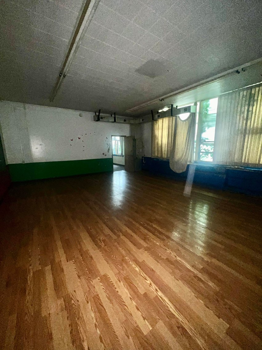 Image for SOLD $182,600 - Nearly 94,000 sqft. Commercial Building in Nitro