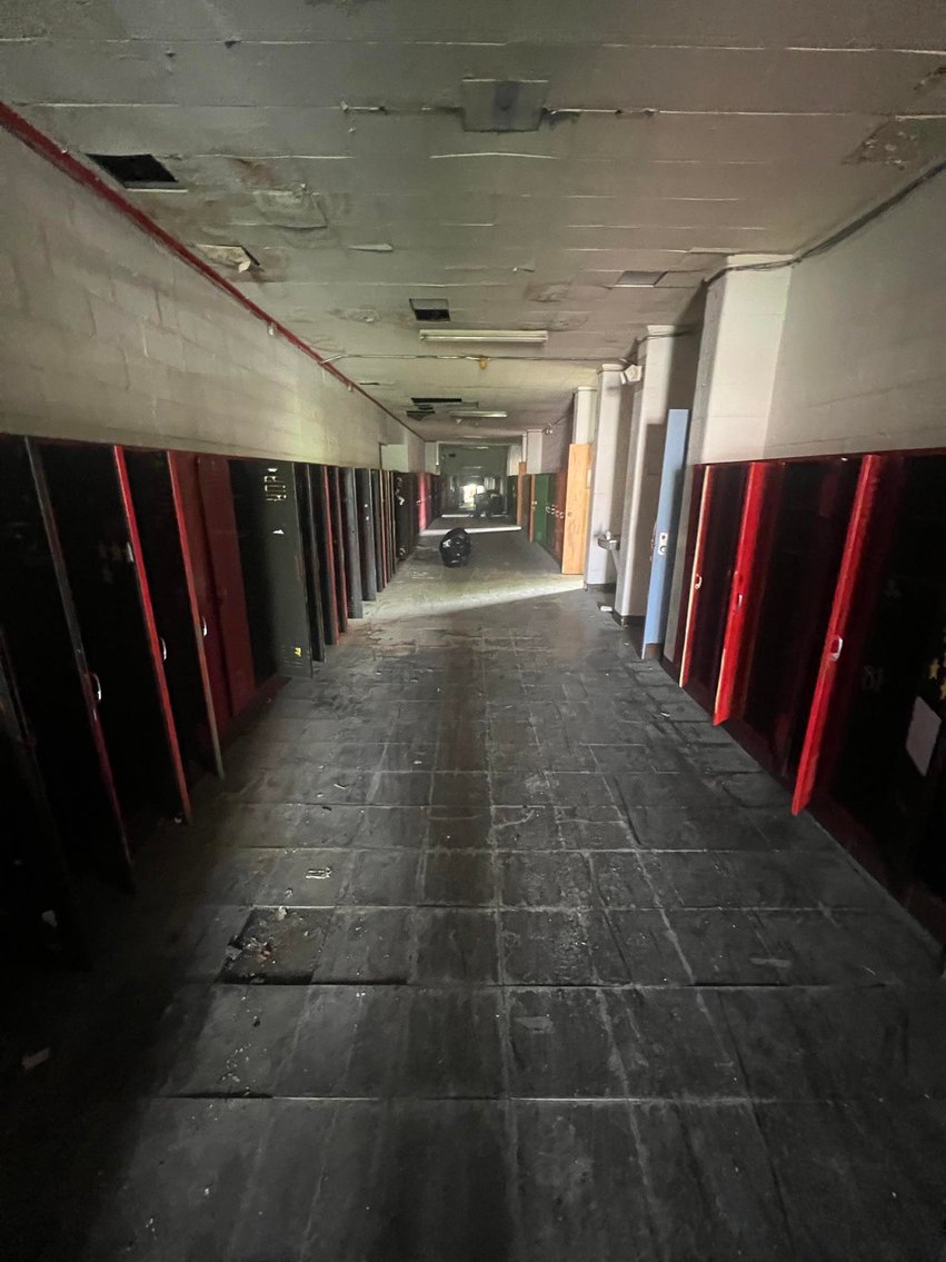 Image for SOLD $182,600 - Nearly 94,000 sqft. Commercial Building in Nitro