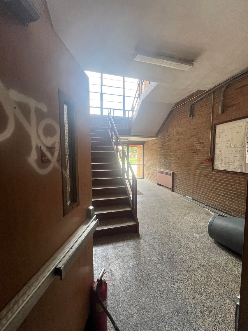 Image for SOLD $182,600 - Nearly 94,000 sqft. Commercial Building in Nitro