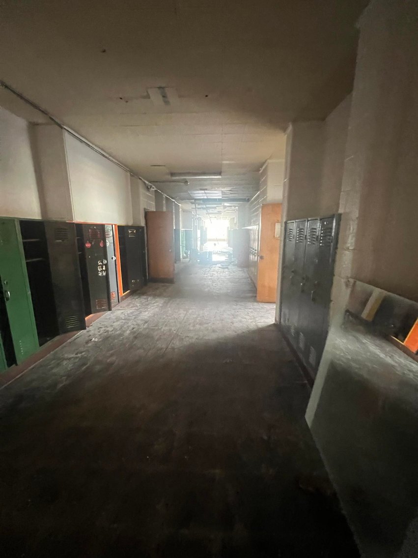 Image for SOLD $182,600 - Nearly 94,000 sqft. Commercial Building in Nitro