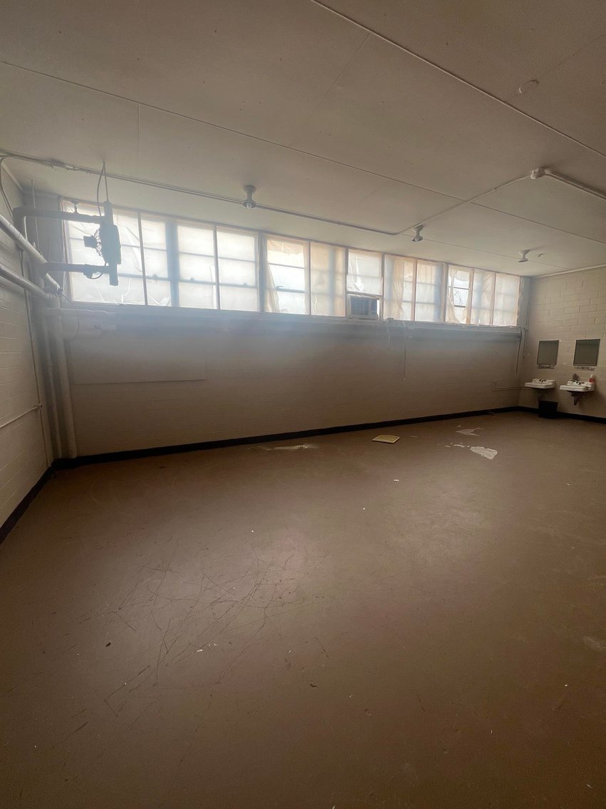 Image for SOLD $182,600 - Nearly 94,000 sqft. Commercial Building in Nitro