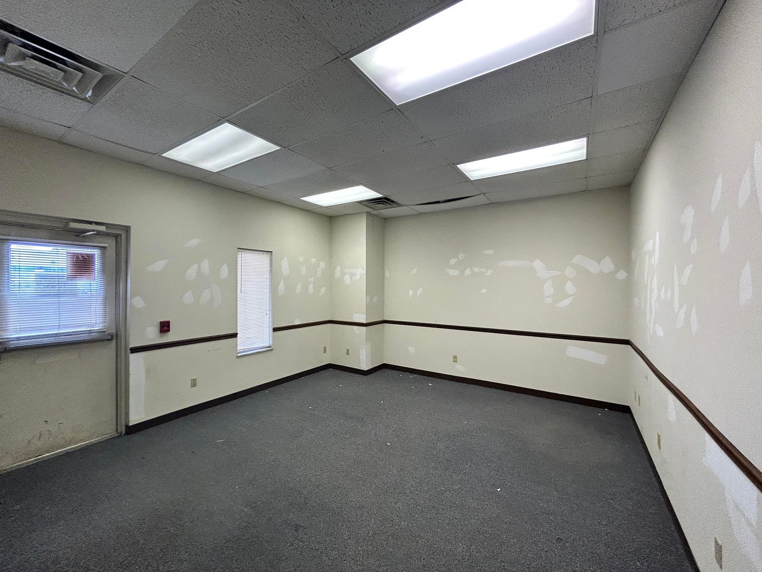 Image for SOLD $330,000 - Income Generating Commercial Property in Oak Hill