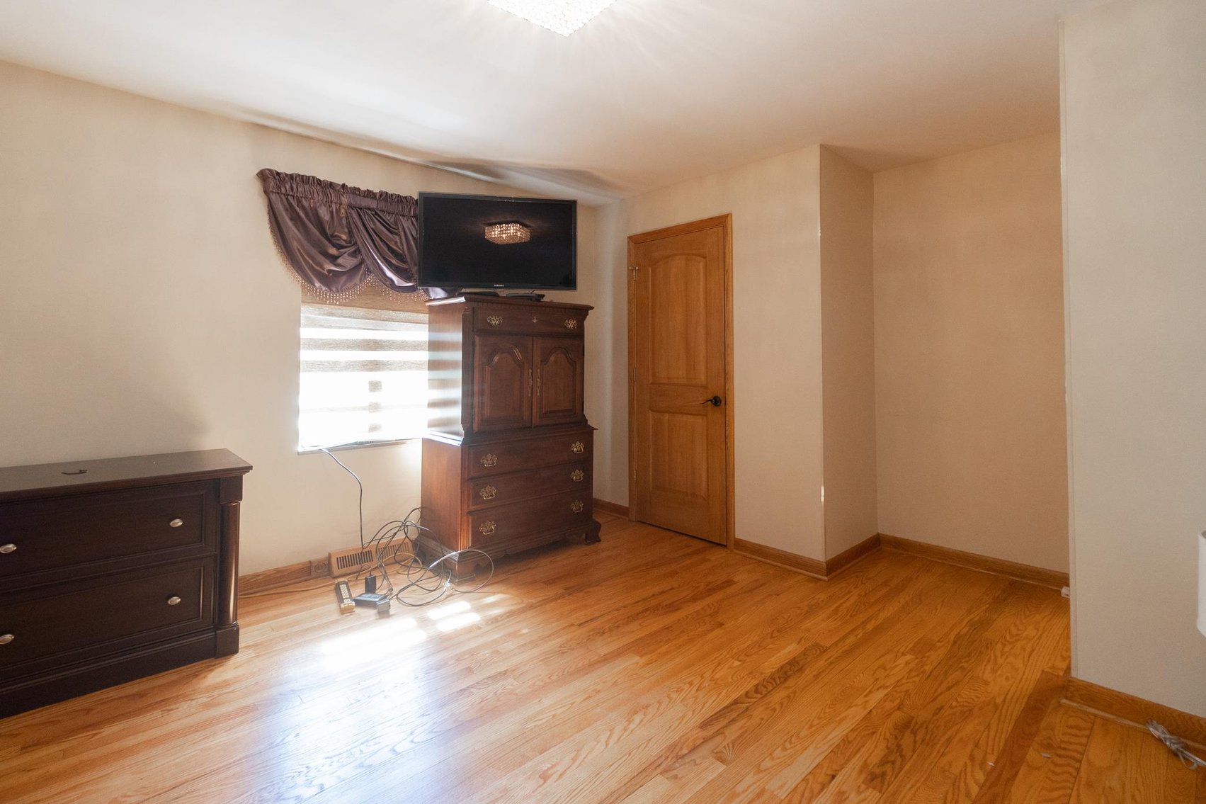 Image for SOLD $275,000 - Move-in Ready 3 Bedroom on 3.5 Acres in Mt Morris