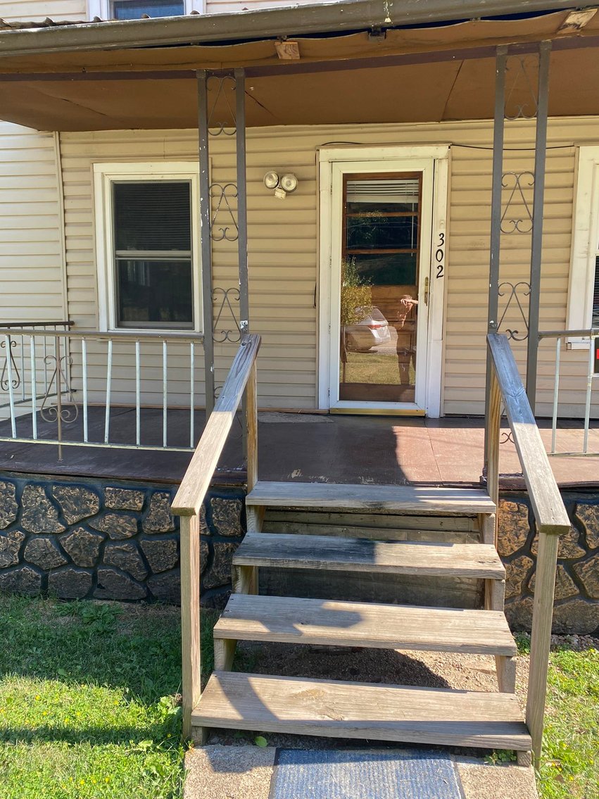 Image for SOLD $18,700 - Classic Farmhouse in Pennsboro