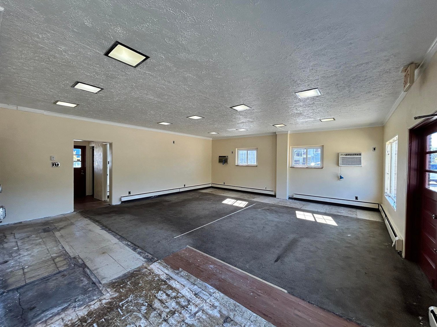 Image for SOLD $82,500 - Spacious Mixed-Use Building Along PA-837 in West Elizabeth