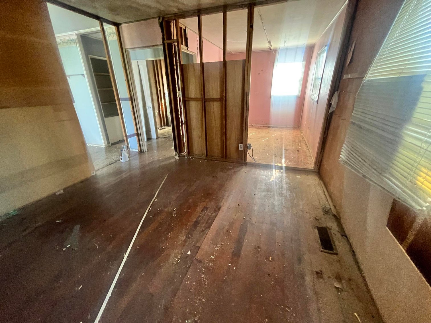 Image for SOLD $20,900 - 2 Bedroom Home near St. Albans High School